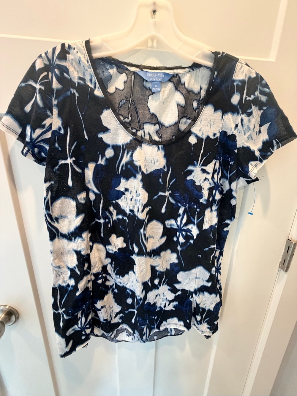 Simply Vera Vera Wang Medium Blue Floral Mesh Flutter Sleeve Layered Top